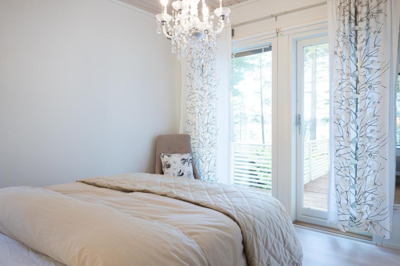 Luxurious Villa Kinos With Jacuzzi Rovaniemi Exterior foto